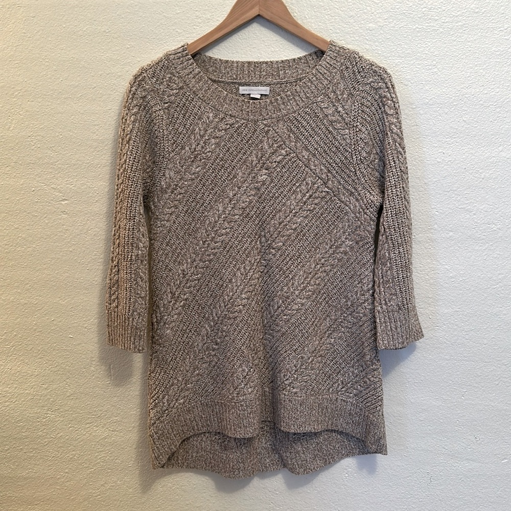 New York & Company 3/4 sleeve sweater, metallic gold and beige, L